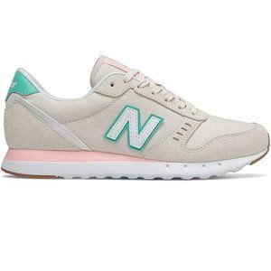 New Balance Women's 311 V2 Sneaker